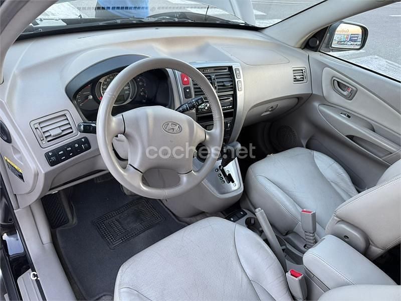 Usado Hyundai Tucson Style 112 CV (82 kW) 2005 Negro SUV