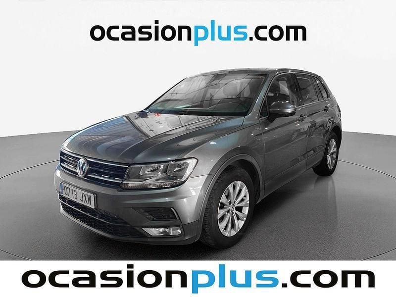 Usado VW Tiguan Edition 116 HP (85 kW) 2017 Cinzento SUV