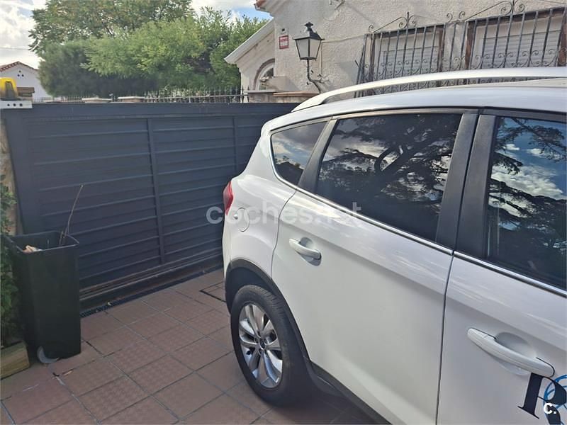 Usado Ford Kuga Titanium 140 CV (102 kW) 2011 Blanco SUV