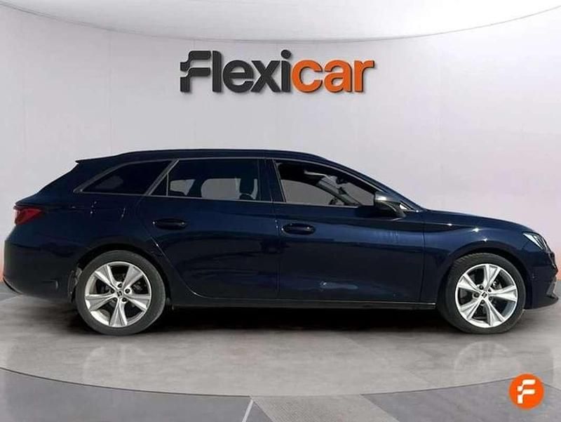 Usado Seat Leon FR 150 CV (110 kW) 2021 Negro Berlina