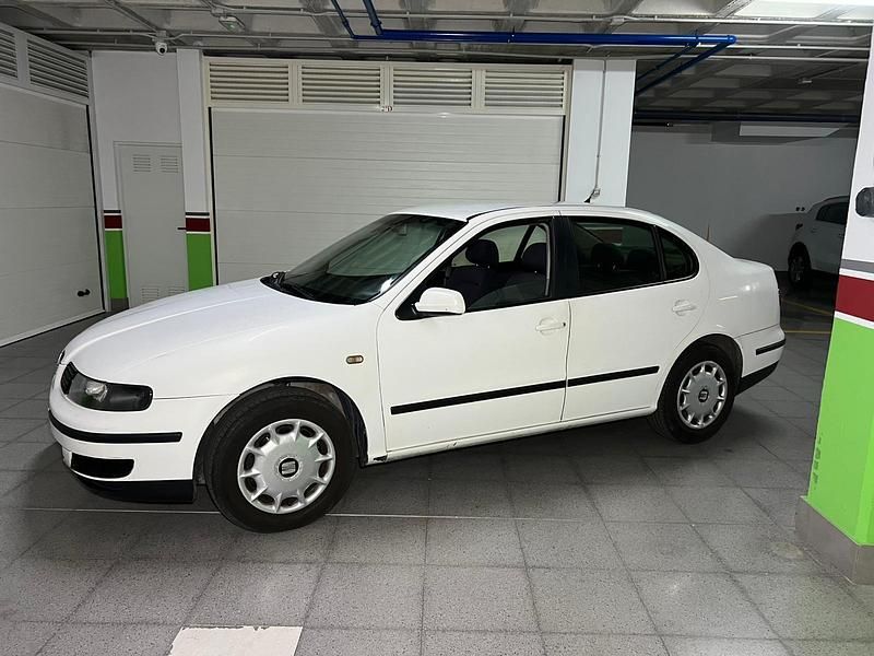Blanco Usado 2001 Seat Toledo Sport Berlina | 2200 € (Precio justo) - Imagen 1/4