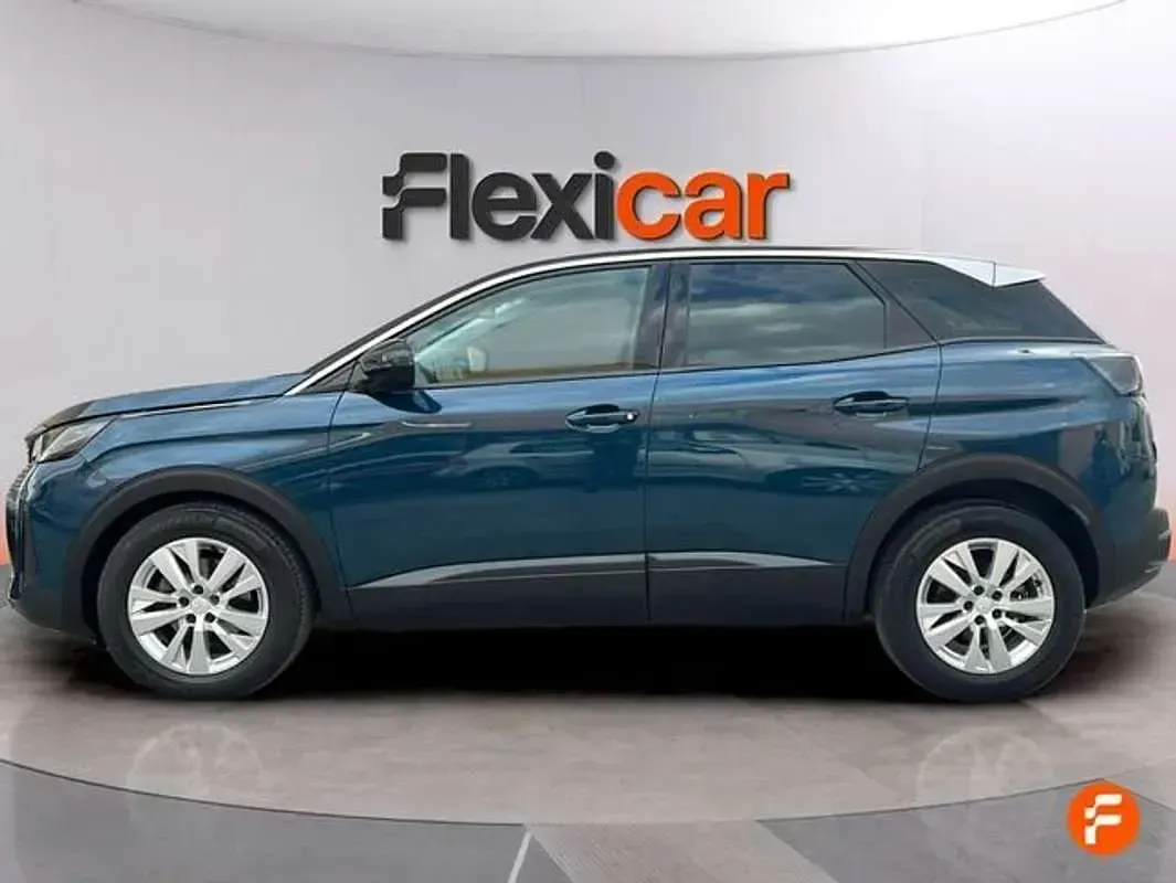 Usado Peugeot 3008 Active 131 CV (96 kW) 2021 Azul SUV