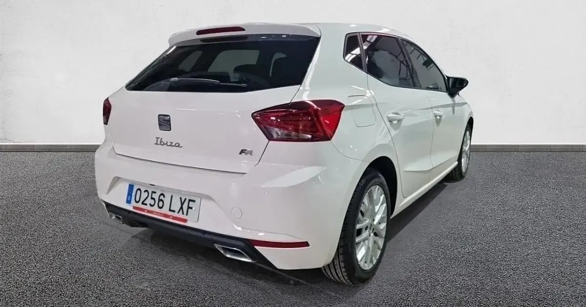 Usado Seat Ibiza FR 110 CV (80 kW) 2022 Utilitario