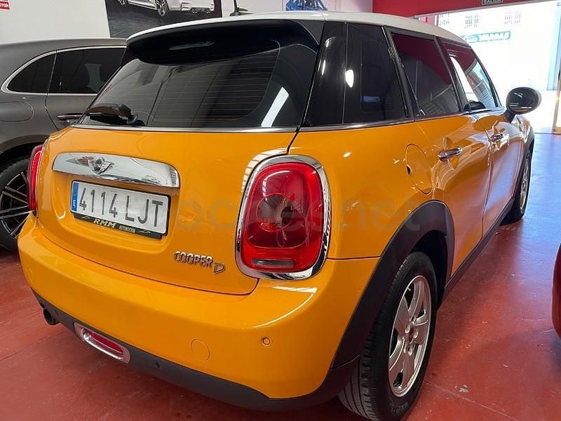 Usado Mini Cooper D 116 CV (85 kW) 2015 Naranja Utilitario