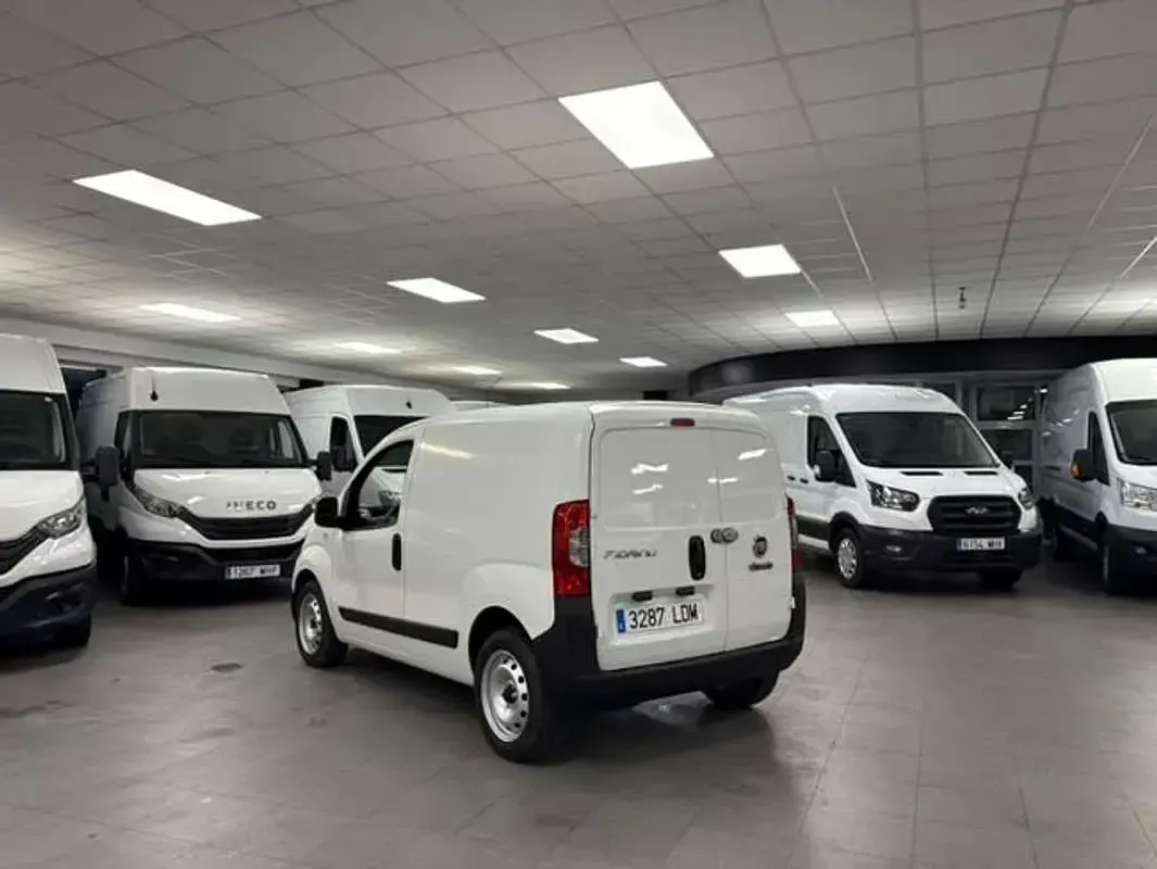Usado Fiat Fiorino 80 CV (58 kW) 2019 Blanco Monovolumen