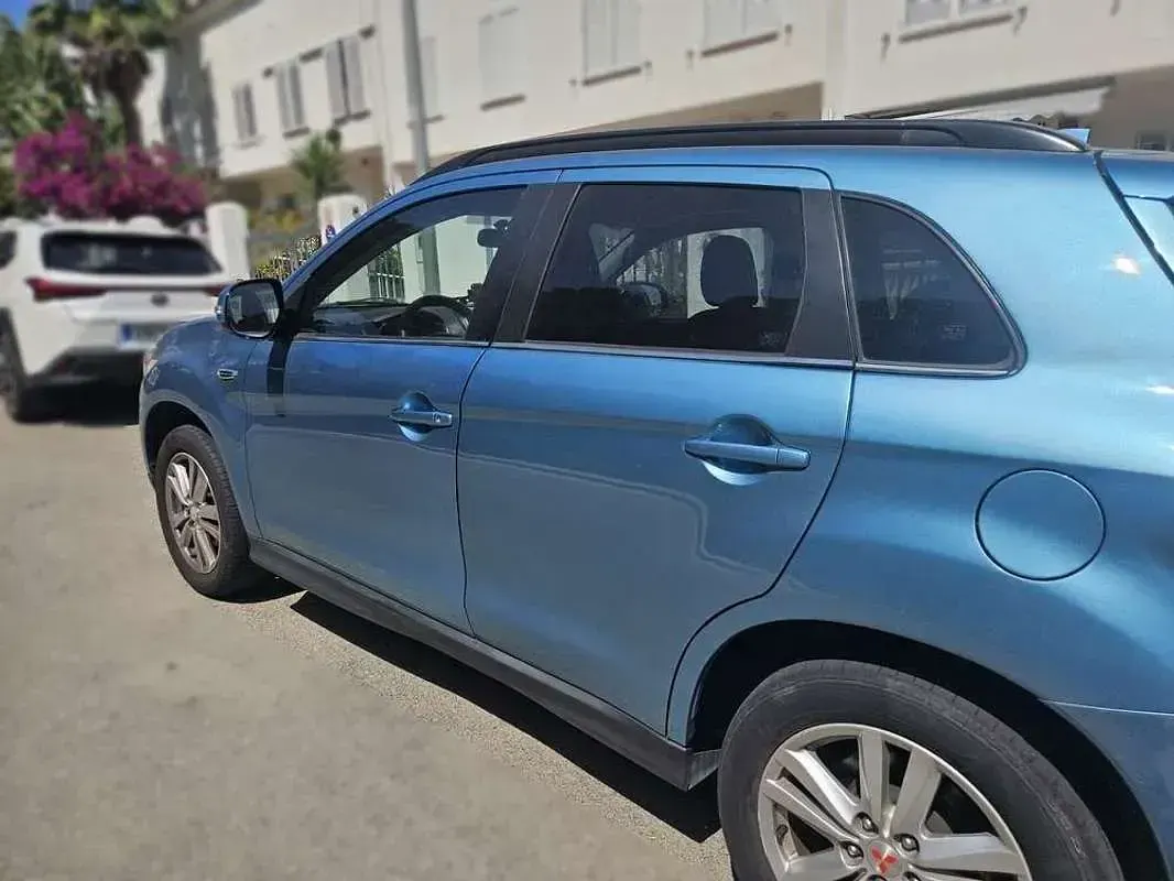 Usado Mitsubishi ASX Motion 150 CV (110 kW) 2011 Azul SUV