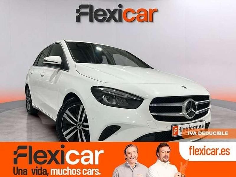Usado Mercedes B180 116 CV (85 kW) 2021 Blanco Monovolumen