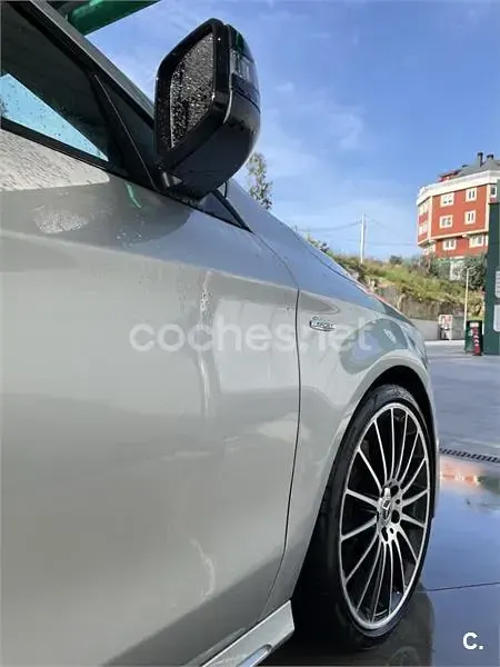Usado Mercedes CLA250e Shooting Brake 218 CV (160 kW) 2018 Gris / plata Familiar