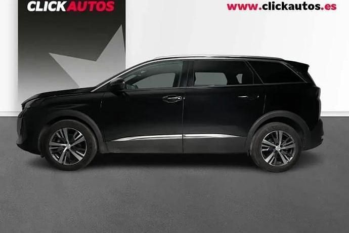 Usado Peugeot 5008 Allure 131 CV (96 kW) 2024 Negro Monovolumen
