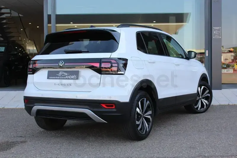 Usado VW T-Cross Advance 110 CV (80 kW) 2023 Blanco SUV