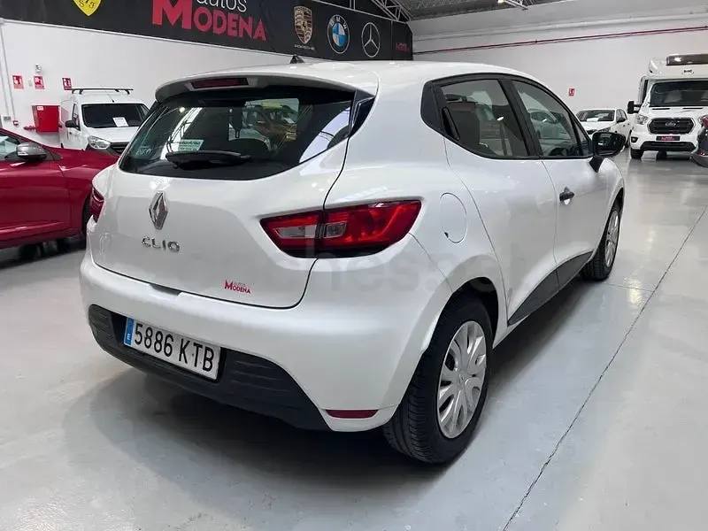 Usado Renault Clio IV Business 90 CV (66 kW) 2019 Blanco Berlina