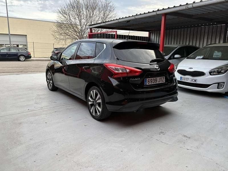 Usado Nissan Pulsar N-Connecta 110 CV (80 kW) 2016 Negro Utilitario