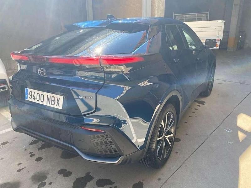 Usado Toyota C-HR Advance 141 CV (103 kW) 2025 Azul SUV