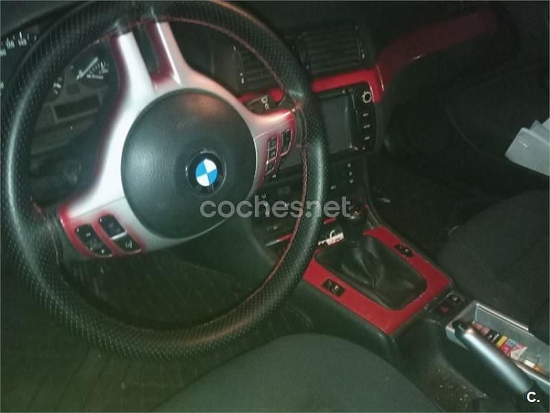 Usado BMW 320 136 CV (100 kW) 2002 Blanco Berlina