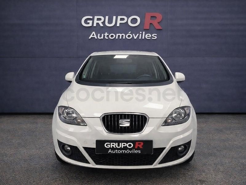 Usado Seat Altea I-Tech 140 CV (102 kW) 2015 Blanco Monovolumen