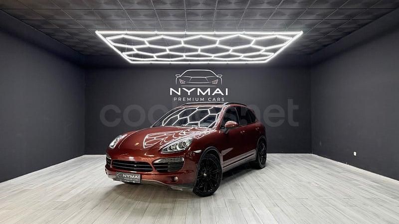 Käytetty Porsche Cayenne 400 HP (294 kW) 2011 Punainen Katumaasturi