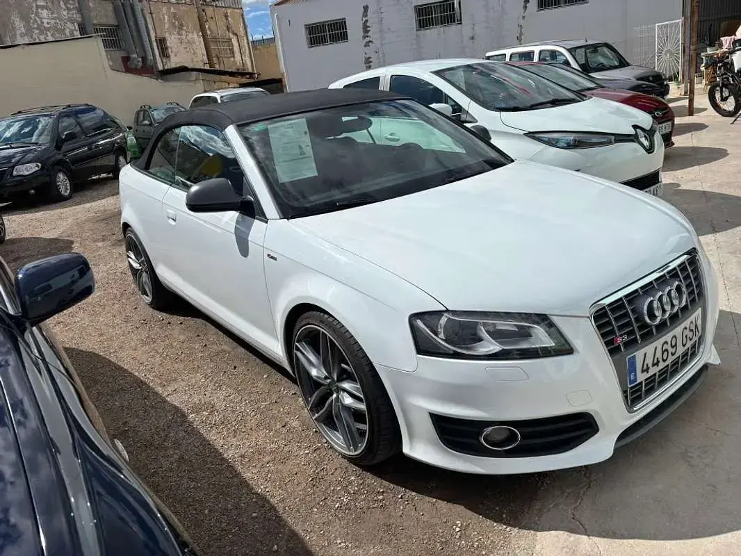Usado Audi A3 Cabriolet Ambition 140 CV (102 kW) 2009 Blanco Descapotable