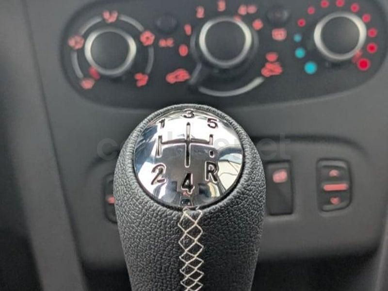 Usado Dacia Sandero 90 CV (66 kW) 2017 Blanco Berlina