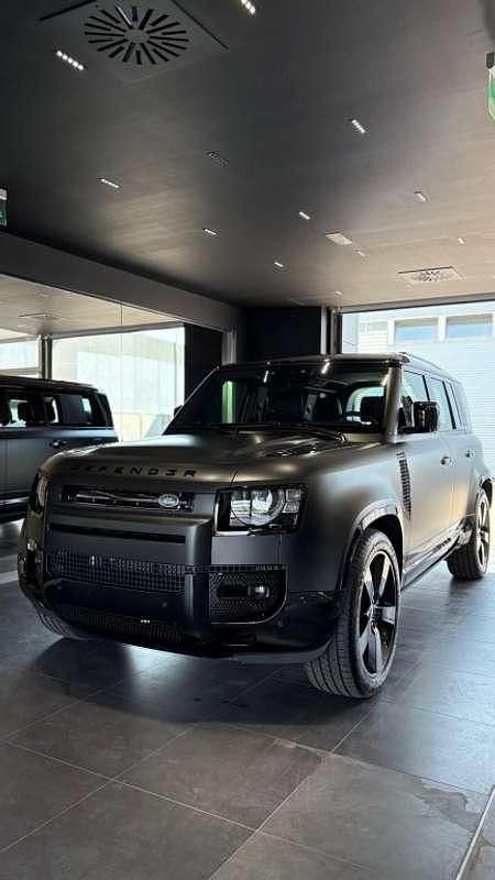 Negro Nuevo 2025 Land Rover Defender SUV | 138.400 € - Imagen 1/4