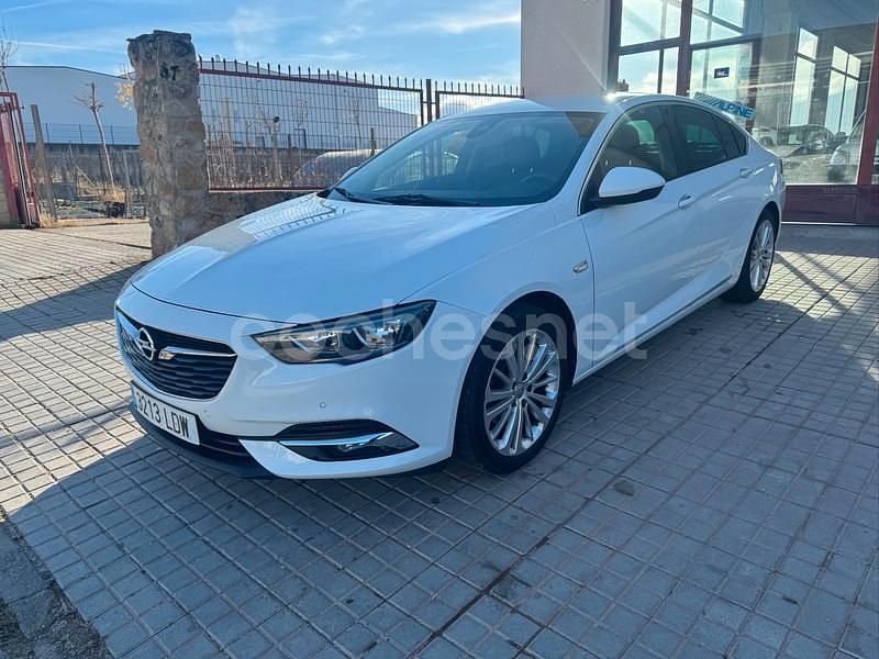 Usado Opel Insignia Innovation 136 CV (100 kW) 2020 Blanco Berlina