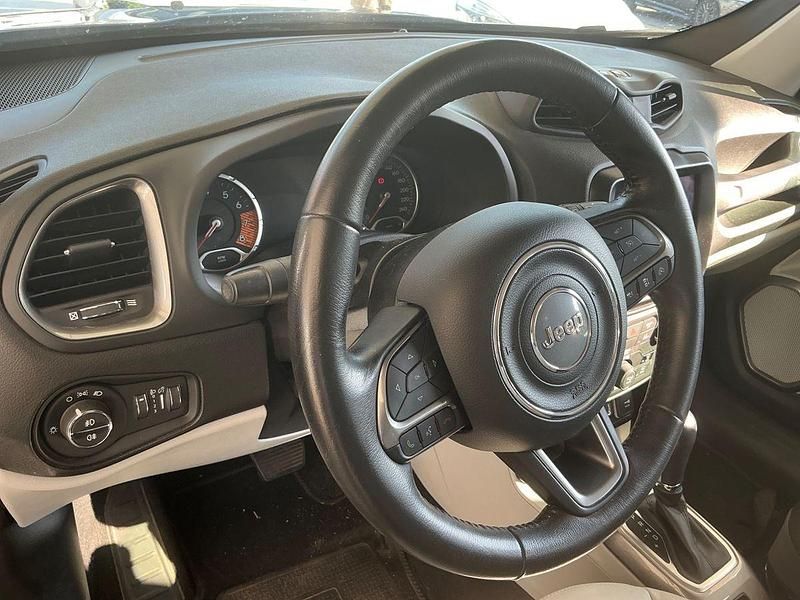 Usado Jeep Renegade Limited 150 CV (110 kW) 2018 Azul SUV