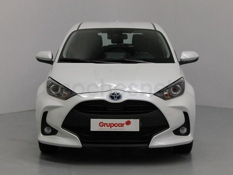 Usado Toyota Yaris Hybrid Business Edition 116 CV (85 kW) 2025 Blanco Berlina