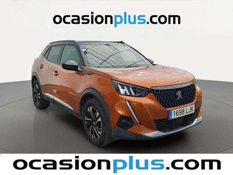 Usado Peugeot 2008 GT-line 131 CV (96 kW) 2020 Naranja SUV