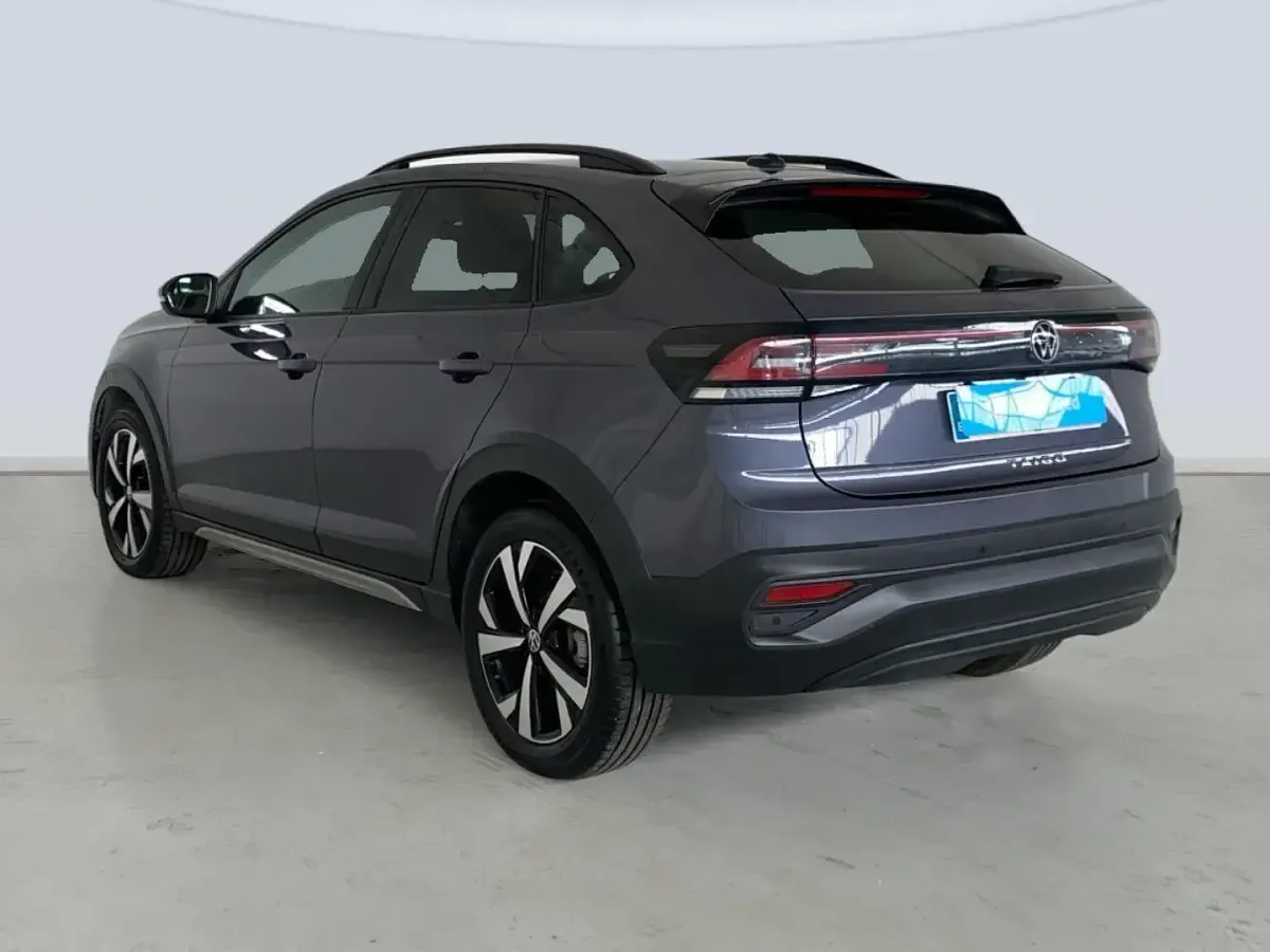 Usado VW Taigo 116 CV (85 kW) 2025 Gris SUV
