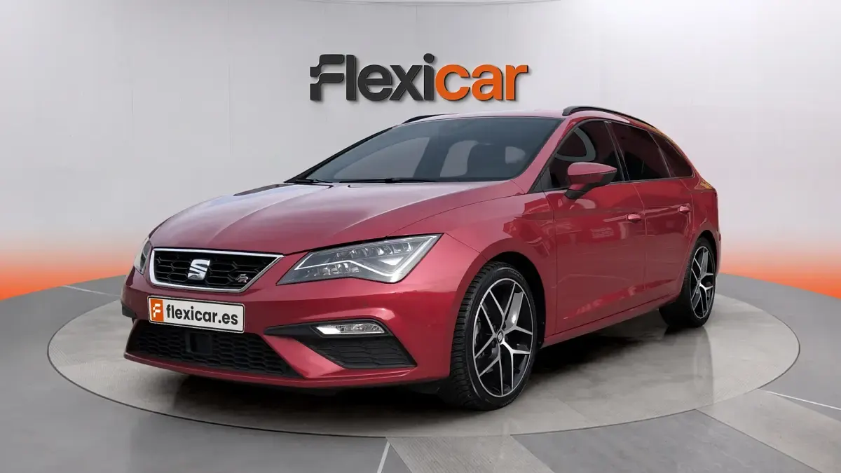 Occasion Seat Leon FR 150 PK (110 kW) 2019 Rood Sedan