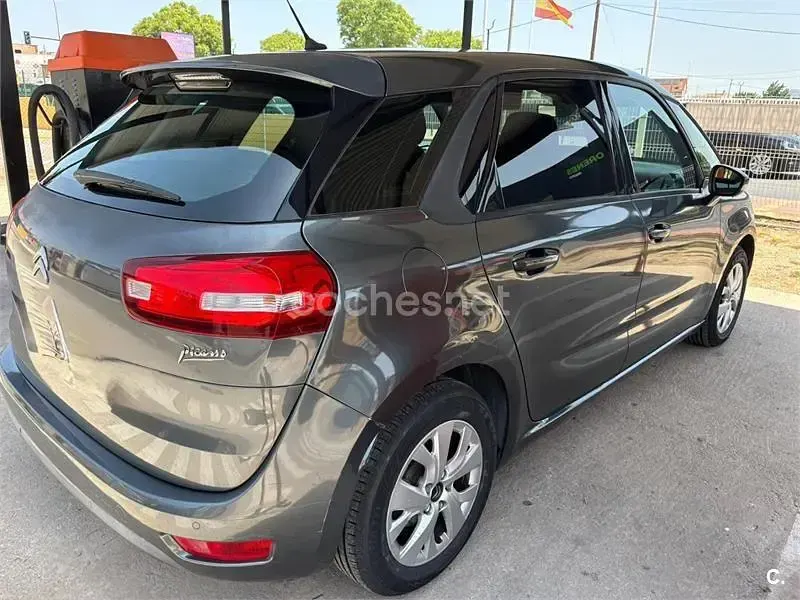 Usado Citroën C4 Picasso Intensive 115 CV (84 kW) 2014 Gris / plata Monovolumen