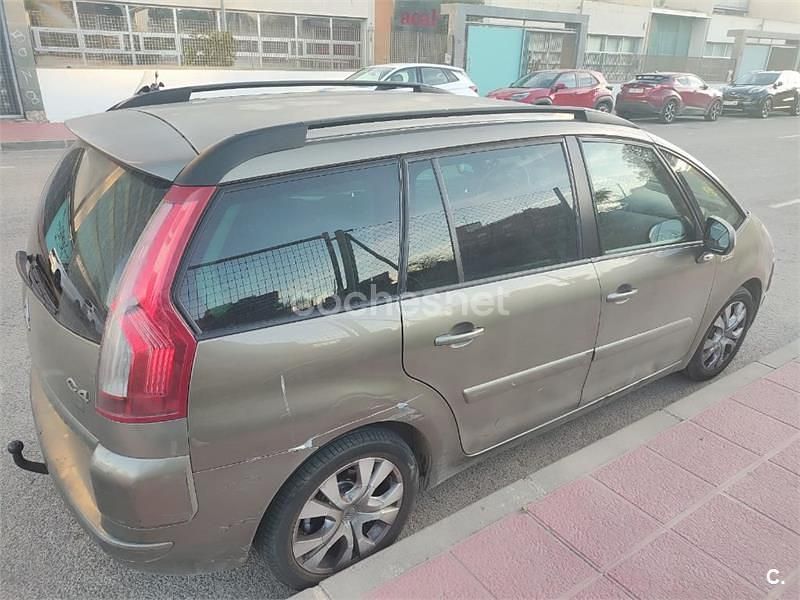 Usado Citroën Grand C4 Picasso 138 CV (101 kW) 2007 Gris / plata Monovolumen