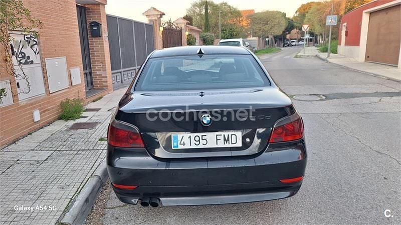 Usado BMW 530 Comfort Edition 193 CV (141 kW) 2004 Negro Berlina