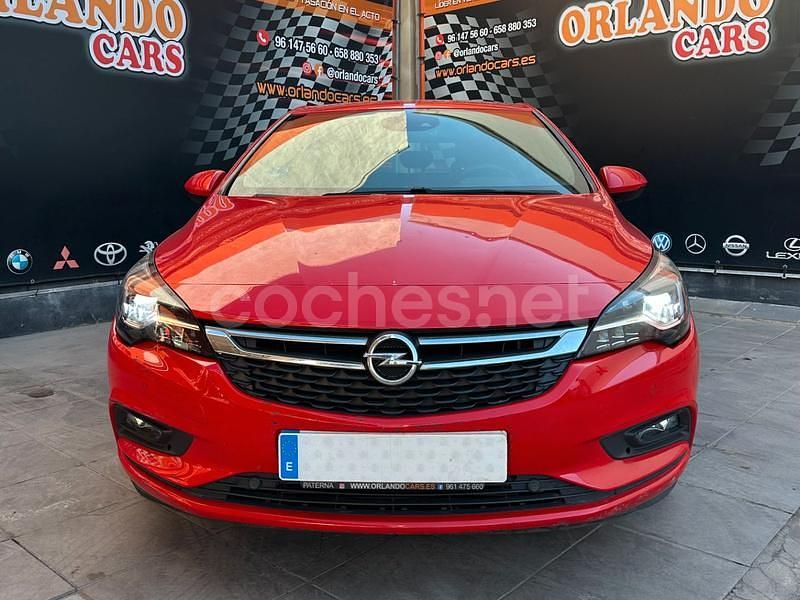 Usado Opel Astra Excellence 150 CV (110 kW) 2017 Rojo Berlina