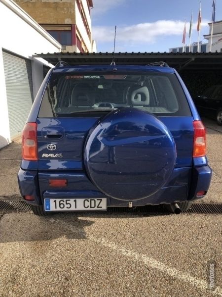 Usado Toyota RAV4 150 CV (110 kW) 2003 Azul SUV