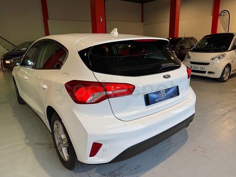 Usado Ford Focus Active 120 CV (88 kW) 2020 Blanco Berlina