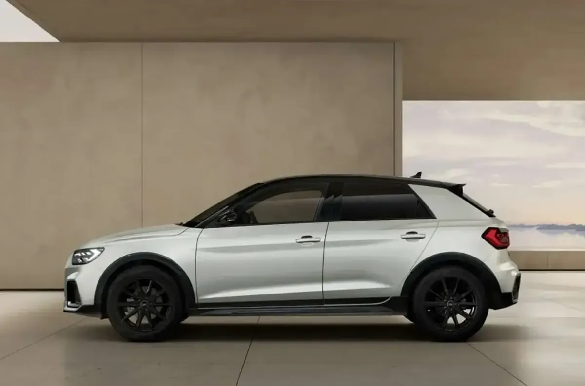 Nuevo Audi A1 Black Edition 150 CV (110 kW) 2026 Plateado SUV