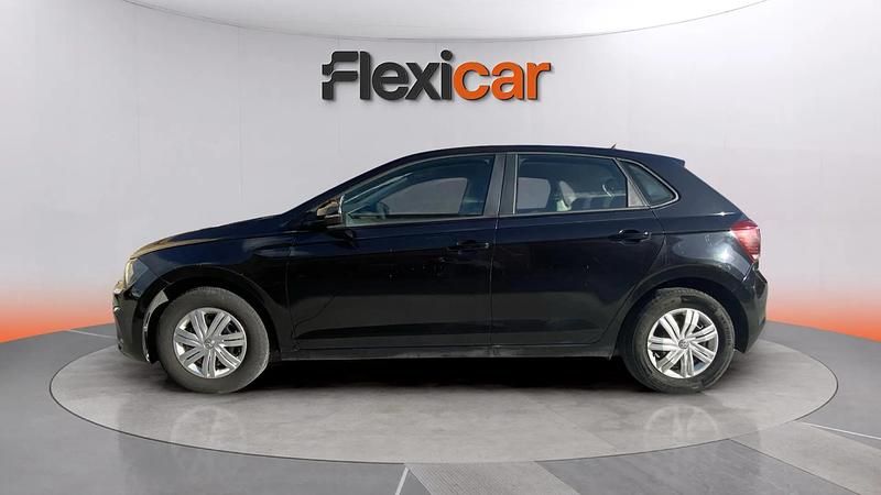 Usado VW Polo Advance 75 CV (55 kW) 2018 Negro Utilitario