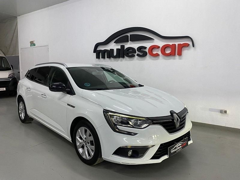 Usado Renault Mégane IV LIMITED 115 CV (84 kW) 2019 Blanco Familiar