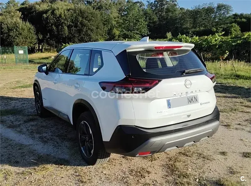 Usado Nissan X-Trail Acenta 213 CV (156 kW) 2026 Blanco SUV