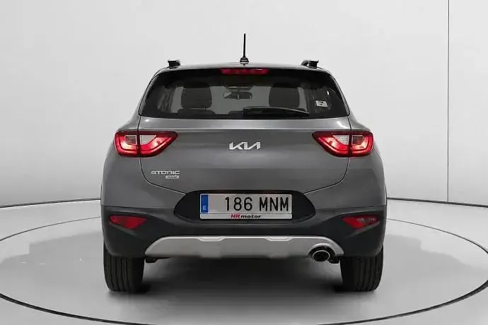 Usado Kia Stonic 100 CV (73 kW) 2024 SUV
