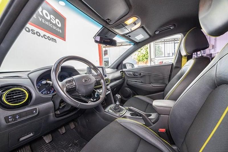 Usado Hyundai Kona 120 CV (88 kW) 2020 Amarillo SUV