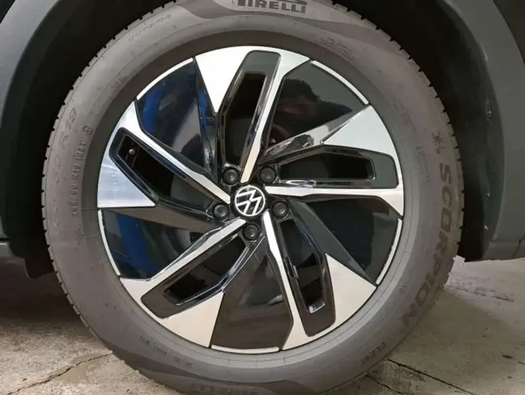 Usado VW ID.4 Pro 127 kW (174 CV) 2025 Negro SUV