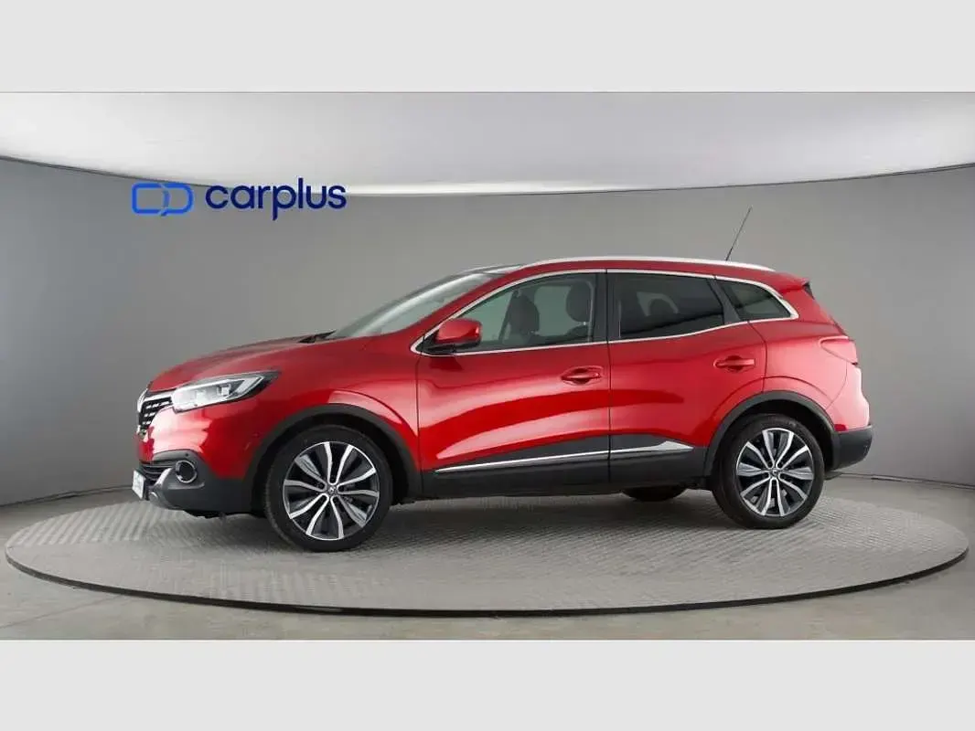 Usado Renault Kadjar Zen 132 CV (97 kW) 2016 Rojo SUV