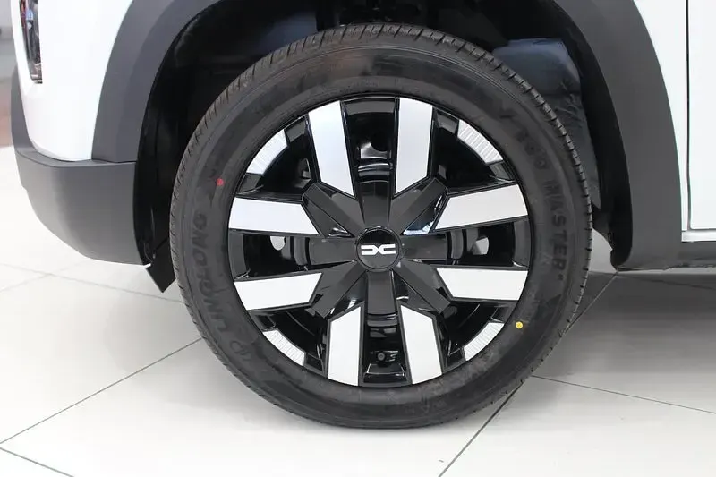 Nuevo Dacia Spring Extreme 47 kW (65 CV) 2025 Blanco Utilitario