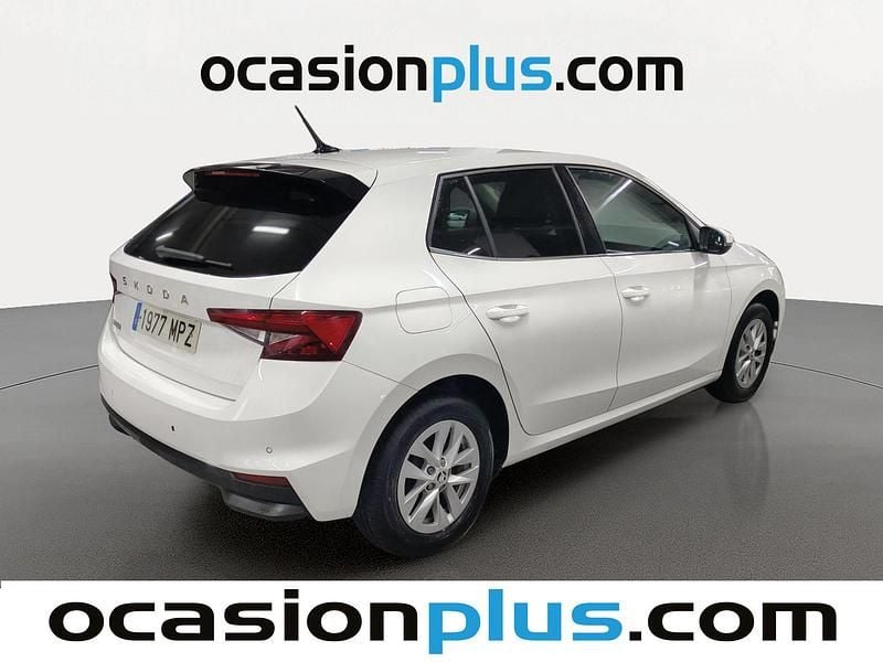 Usado Skoda Fabia Selection 95 CV (69 kW) 2024 Blanco Utilitario