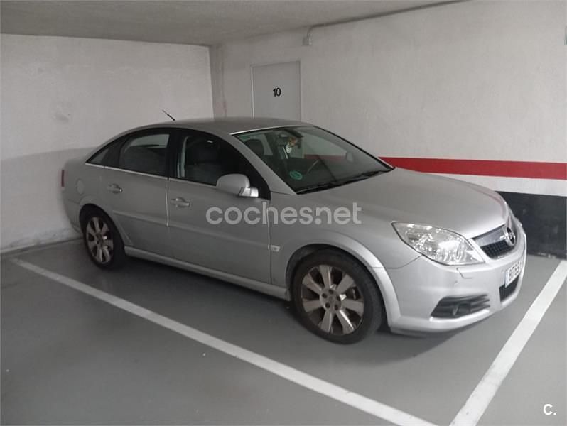Gris / plata Usado 2007 Opel Vectra Elegance Berlina | 5700 € - Imagen 1/1