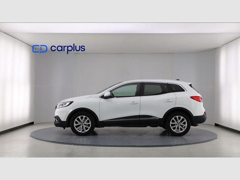 Usado Renault Kadjar Zen 130 CV (95 kW) 2016 Blanco nacarado (metalizado especial) SUV