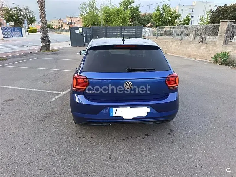 Usado VW Polo Sportline 95 HP (69 kW) 2018 Azul Citadino