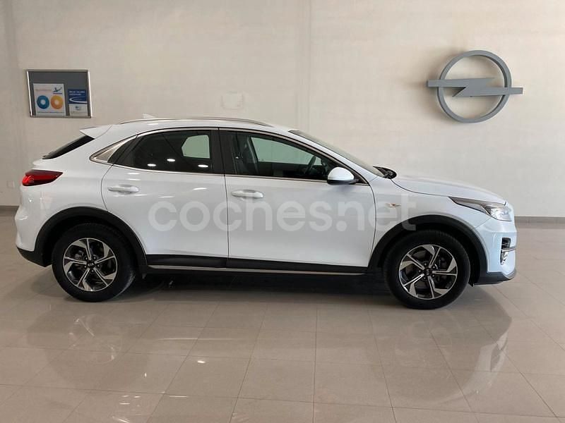 Blanco Usado 2021 Kia XCeed SUV | 18.500 € (Precio justo) - Imagen 1/4
