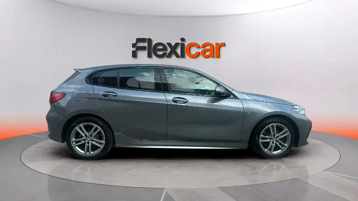 Usado BMW 118 150 CV (110 kW) 2022 Gris Utilitario
